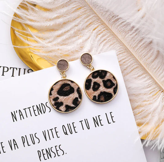 Chic Leopard Drop Earrings